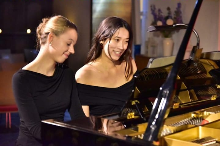 Pianoduo Marianne & Maureen – Dances and Fantasies